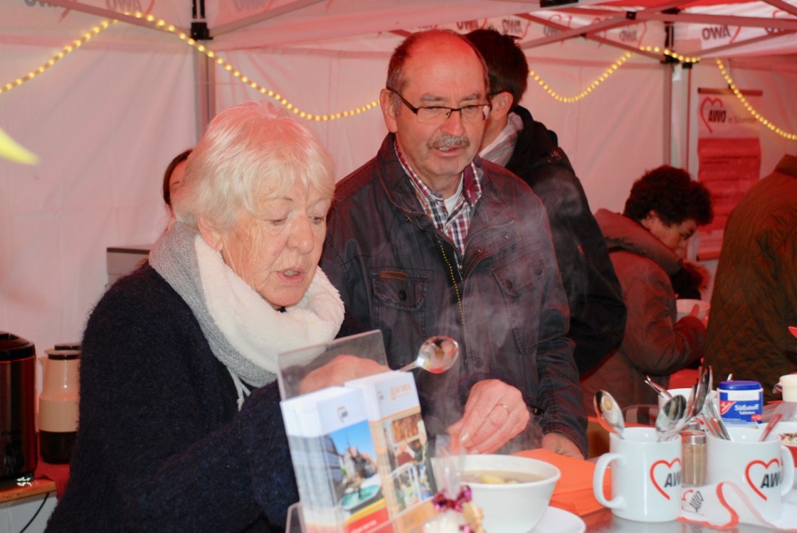 AWO aktiv beim Weihnachtsmarkt 2016